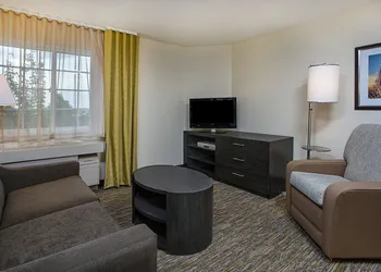 Candlewood Suites Louisville Airport by IHG hotel thumbnail 8