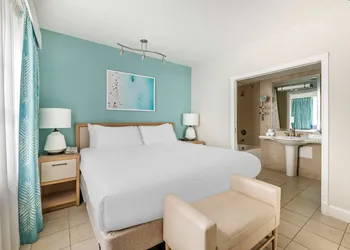Hilton Vacation Club Crescent on South Beach Miami hotel thumbnail 4