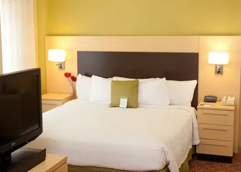 TownePlace Suites by Marriott Lake Jackson Clute hotel thumbnail 3