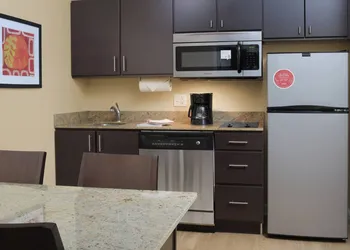 TownePlace Suites by Marriott Lake Jackson Clute hotel thumbnail 6