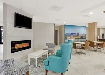 Clarion Pointe Near Erie Casino hotel thumbnail 6