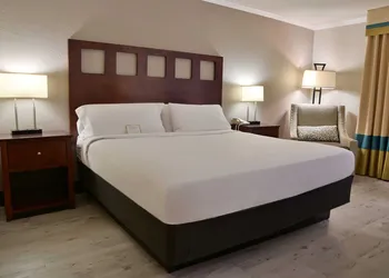 Wyndham Garden Summerville hotel thumbnail 5