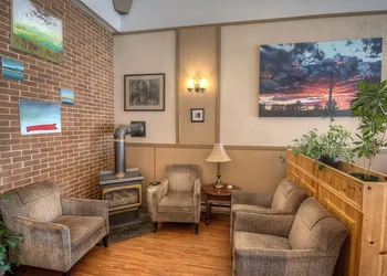 Claymore inn & Suites hotel thumbnail 5