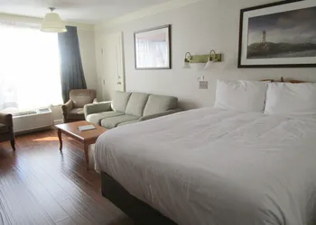 Claymore inn & Suites hotel thumbnail 7