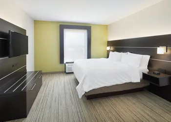 Holiday Inn Express Hotel & Suites Port Richey by IHG hotel thumbnail 7