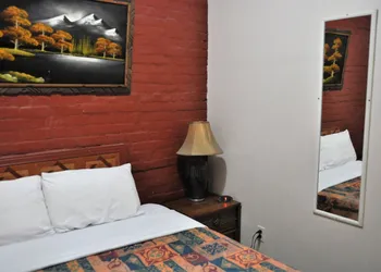 Hôtel Ste-Catherine hotel thumbnail 4
