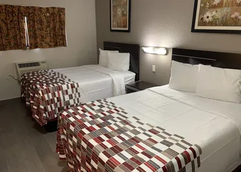 Red Roof Inn Copiague hotel thumbnail 3