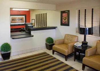 Mainstay Suites Knoxville - Cedar Bluff hotel thumbnail 2