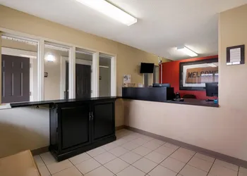 Mainstay Suites Knoxville - Cedar Bluff hotel thumbnail 3