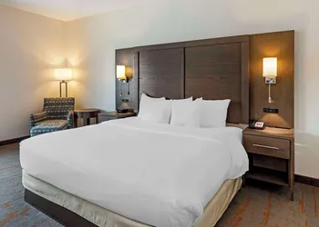 Comfort Inn & Suites Brighton Denver NE Medical Center hotel thumbnail 8