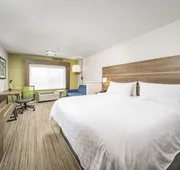 Holiday Inn Express Chicago NW - Vernon Hills by IHG hotel detail image 7