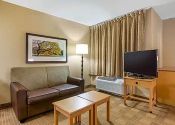 Extended Stay America Suites Dallas Plano Parkway hotel thumbnail 8