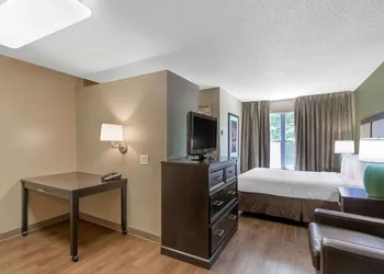 Extended Stay America Suites Raleigh RTP 4919 Miami Blvd hotel thumbnail 5
