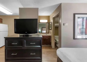 Extended Stay America Suites Raleigh RTP 4919 Miami Blvd hotel thumbnail 6