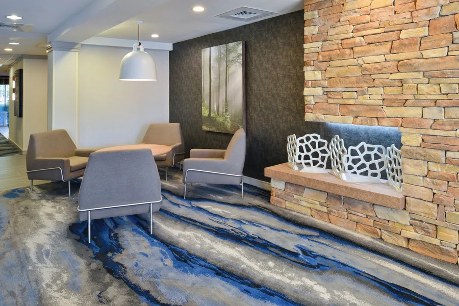 Fairfield Inn & Suites by Marriott Greensboro Wendover hotel detail image 2