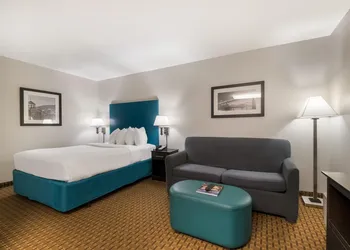 MainStay Suites Chattanooga Hamilton Place hotel thumbnail 6