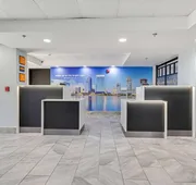 La Quinta Inn & Suites by Wyndham Jacksonville Mandarin hotel detail image 3
