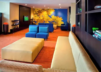 Courtyard by Marriott Niagara Falls hotel thumbnail 2