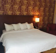 Courtyard by Marriott Niagara Falls hotel detail image 3