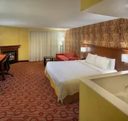 Courtyard by Marriott Niagara Falls hotel detail image 5