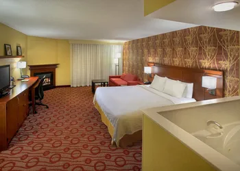Courtyard by Marriott Niagara Falls hotel thumbnail 5