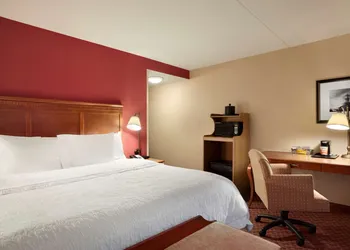 Hampton Inn & Suites Hartford/East Hartford hotel thumbnail 7