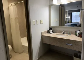 Best Western Center Inn hotel thumbnail 5