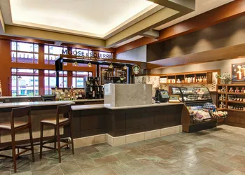 DoubleTree Fallsview Resort & Spa by Hilton Niagara Falls hotel thumbnail 7