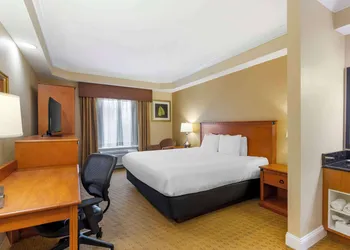 Best Western Plus Kingsland hotel thumbnail 5