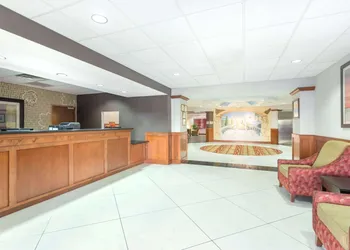 Hawthorn Extended Stay by Wyndham Kingsland hotel thumbnail 2