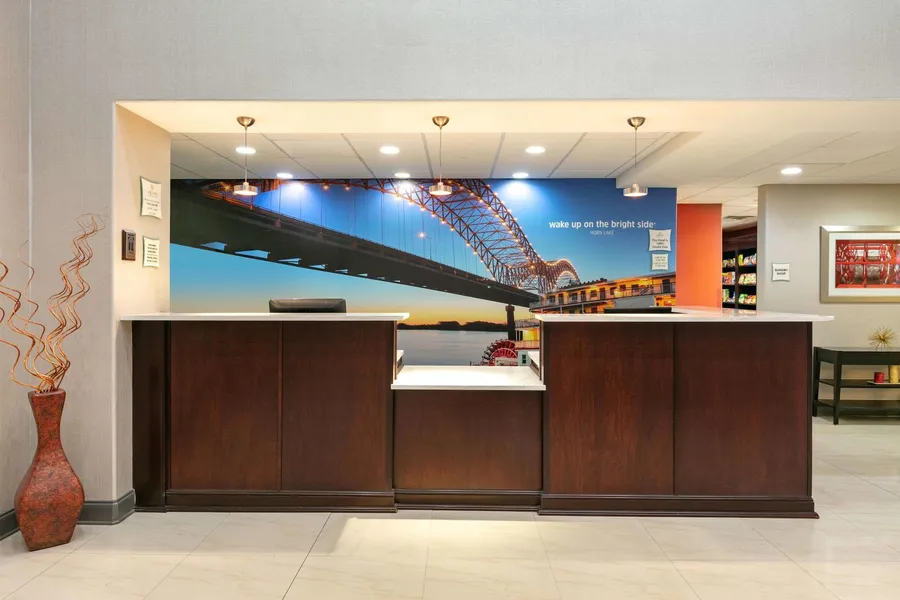 La Quinta Inn & Suites by Wyndham Horn Lake / Southaven Area hotel detail image 2