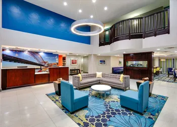 La Quinta Inn & Suites by Wyndham Horn Lake / Southaven Area hotel thumbnail 4
