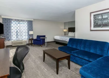 La Quinta Inn & Suites by Wyndham Horn Lake / Southaven Area hotel thumbnail 8