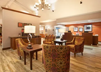 Hampton Inn & Suites El Paso-Airport hotel thumbnail 3