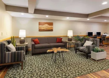 Best Western Plus Windjammer Inn & Conference Center hotel thumbnail 6