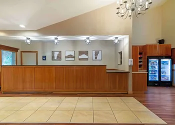 Best Western Plus Windjammer Inn & Conference Center hotel thumbnail 7