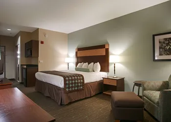 Best Western Plus Texarkana Inn & Suites hotel thumbnail 4