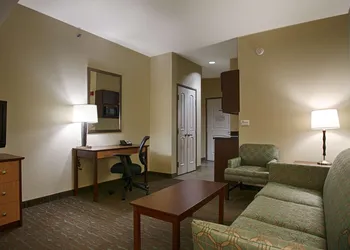 Best Western Plus Texarkana Inn & Suites hotel thumbnail 8