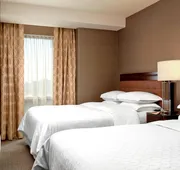 Sheraton Suites Calgary Eau Claire hotel detail image 4