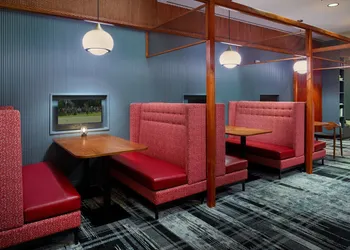 Courtyard by Marriott Washington, DC/Foggy Bottom hotel thumbnail 2