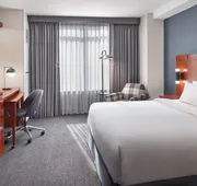 Courtyard by Marriott Washington, DC/Foggy Bottom hotel detail image 5