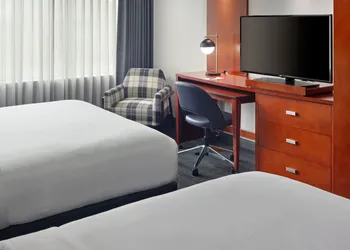 Courtyard by Marriott Washington, DC/Foggy Bottom hotel thumbnail 8