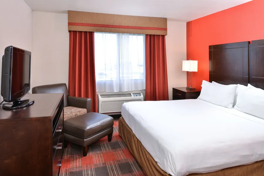 Holiday Inn Express Hotel & Suites Kingman by IHG hotel detail image 2