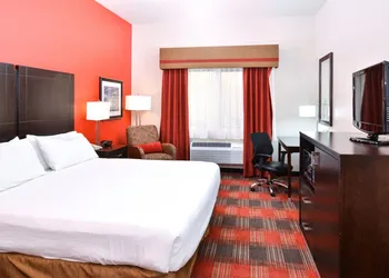 Holiday Inn Express Hotel & Suites Kingman by IHG hotel thumbnail 5