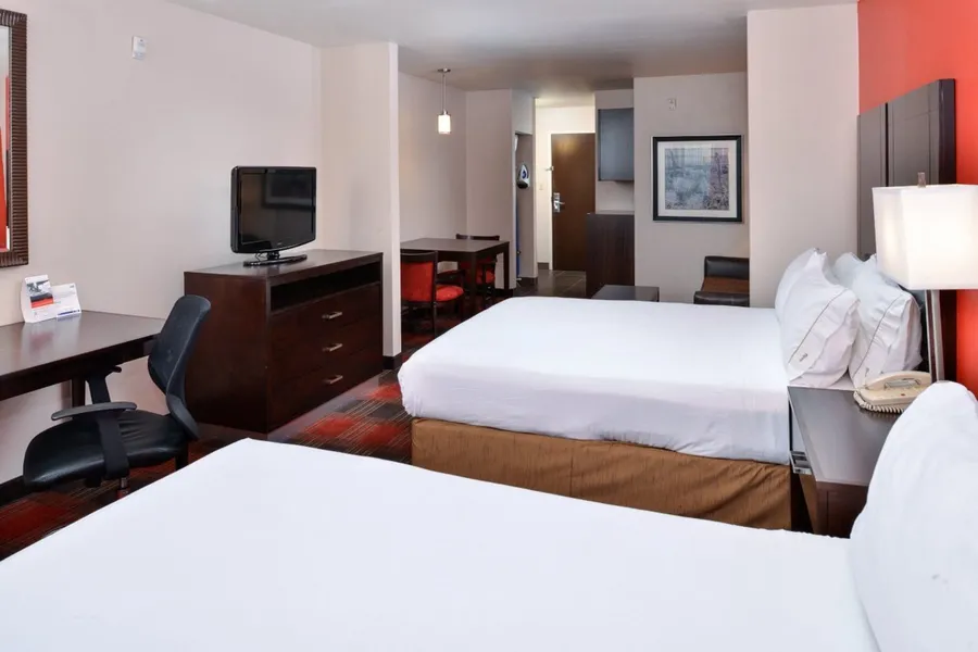 Holiday Inn Express Hotel & Suites Kingman by IHG hotel detail image 6