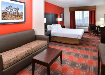 Holiday Inn Express Hotel & Suites Kingman by IHG hotel thumbnail 7