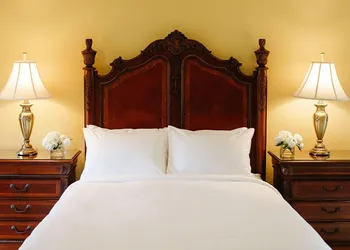 Riverbend Inn and Vineyard hotel thumbnail 2