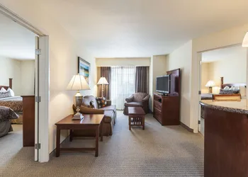 Staybridge Suites El Paso Airport by IHG hotel thumbnail 8