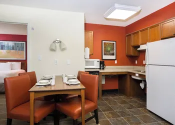 Residence Inn by Marriott El Paso hotel thumbnail 8