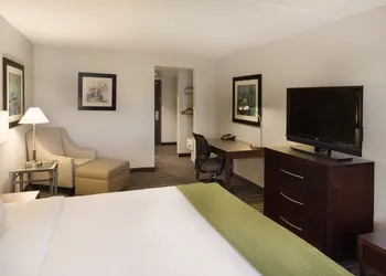 Holiday Inn Hotel & Suites Scottsdale North - Airpark by IHG hotel thumbnail 5